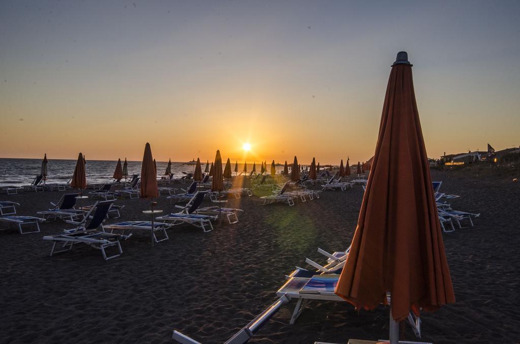 Torre Del Sole Hotel Tarquinia Exterior photo