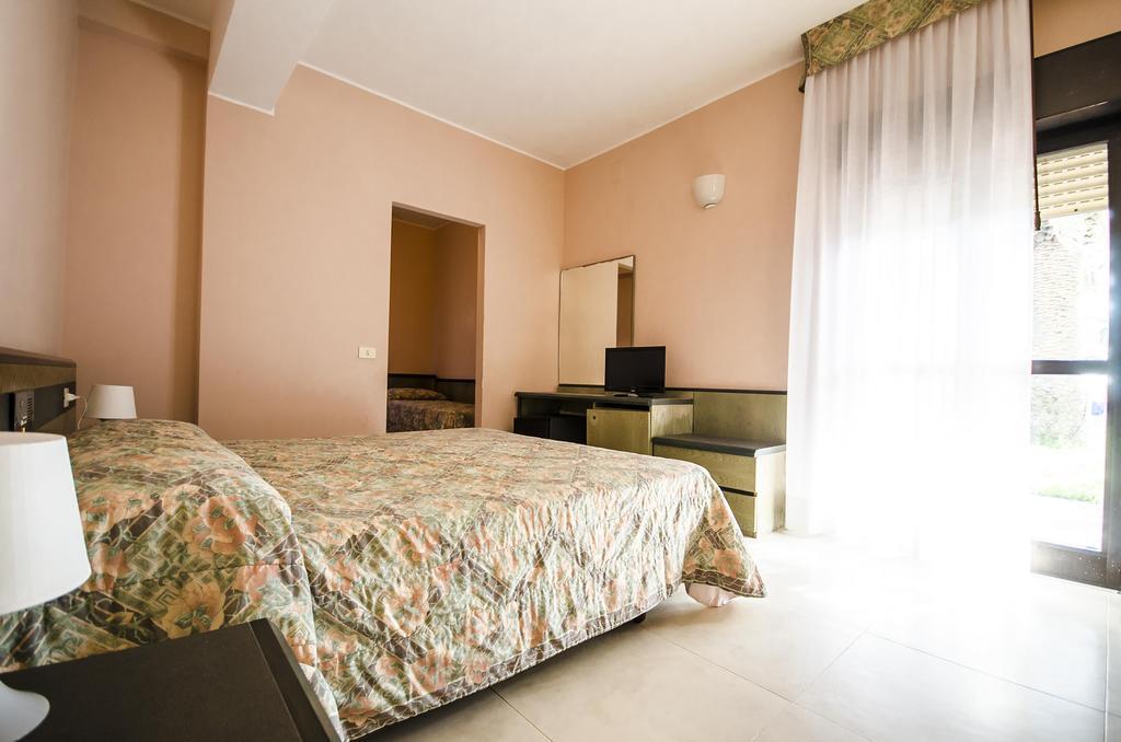 Torre Del Sole Hotel Tarquinia Exterior photo