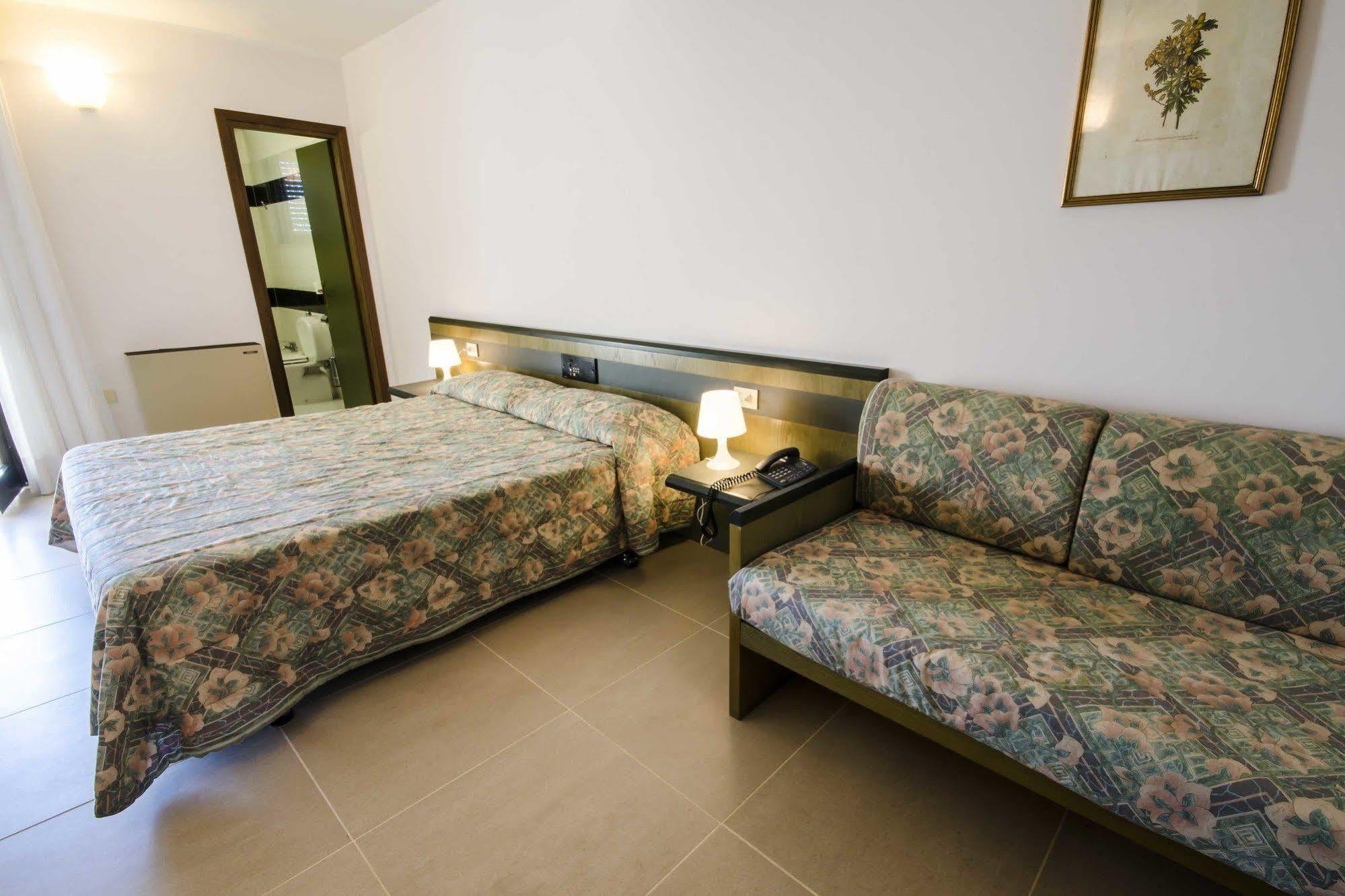 Torre Del Sole Hotel Tarquinia Exterior photo